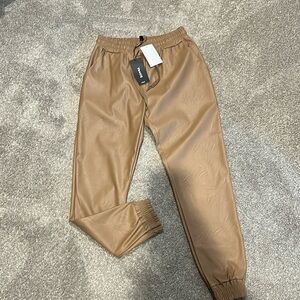 NWT Venti6 faux leather joggers Tan